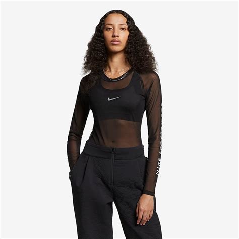 Women's Nike Clothing .